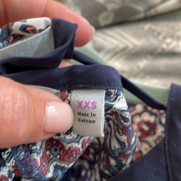 Athleta Medallion Dunes Tank Top - Picture 9 of 10